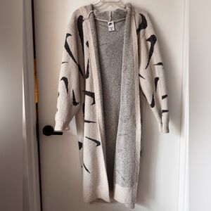 Cozy Black and Cream Long Nike Sweater